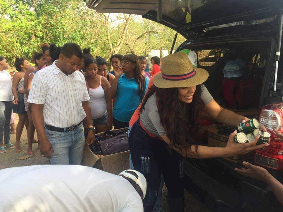Fundación Media Luna recauda fondos para afectados de huracán Fiona