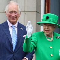 Himno británico cambia de 'Dios salve a la Reina' a 'Dios salve al Rey'