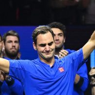 Federer se despide con derrota junto a Nadal