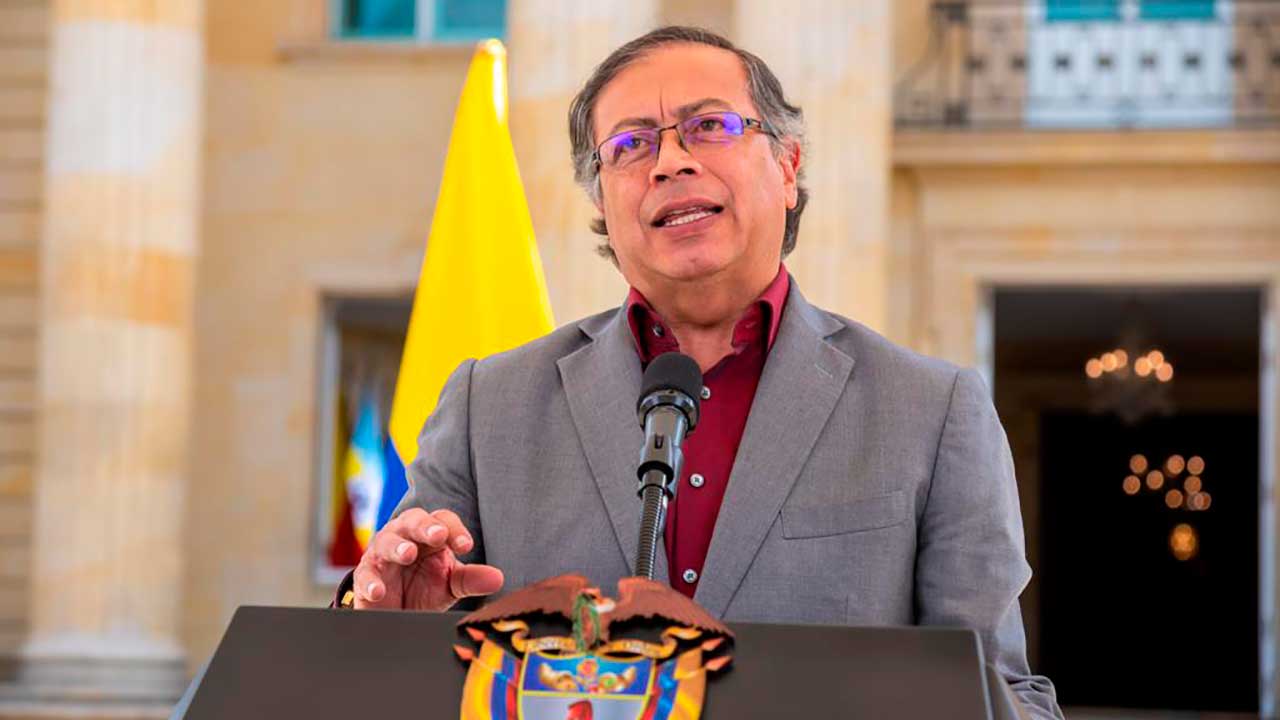 Presidente de Colombia es diagnosticado con bronquitis aguda no obstructiva