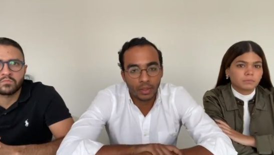Jóvenes que se burlaron de empleada de McDonalds piden perdón