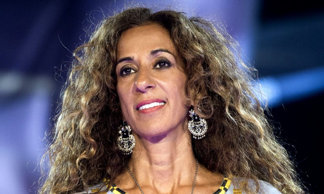 Rosario Flores trae al Teatro Nacional su espectáculo “Te lo digo todo y no te digo na”