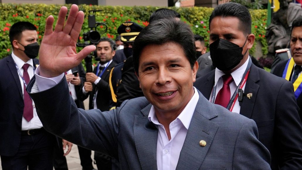 Fiscalía peruana denuncia constitucionalmente a Pedro Castillo por corrupción