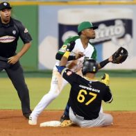 Águilas vencen a las Estrellas