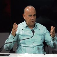 Luis de León valora