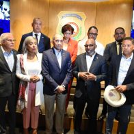 Diputados visitan la DNCD y observar manera en que operan