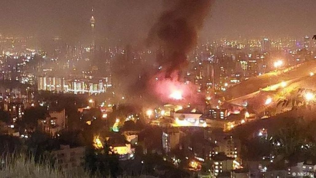 Al menos cuatro muertos y 61 heridos en el incendio de la prisión de Irán