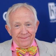 Fallece el actor y comediante Leslie Jordan en un accidente automovilístico