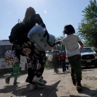 Migrantes trasladados por Florida pueden tener visas como víctimas de crimen