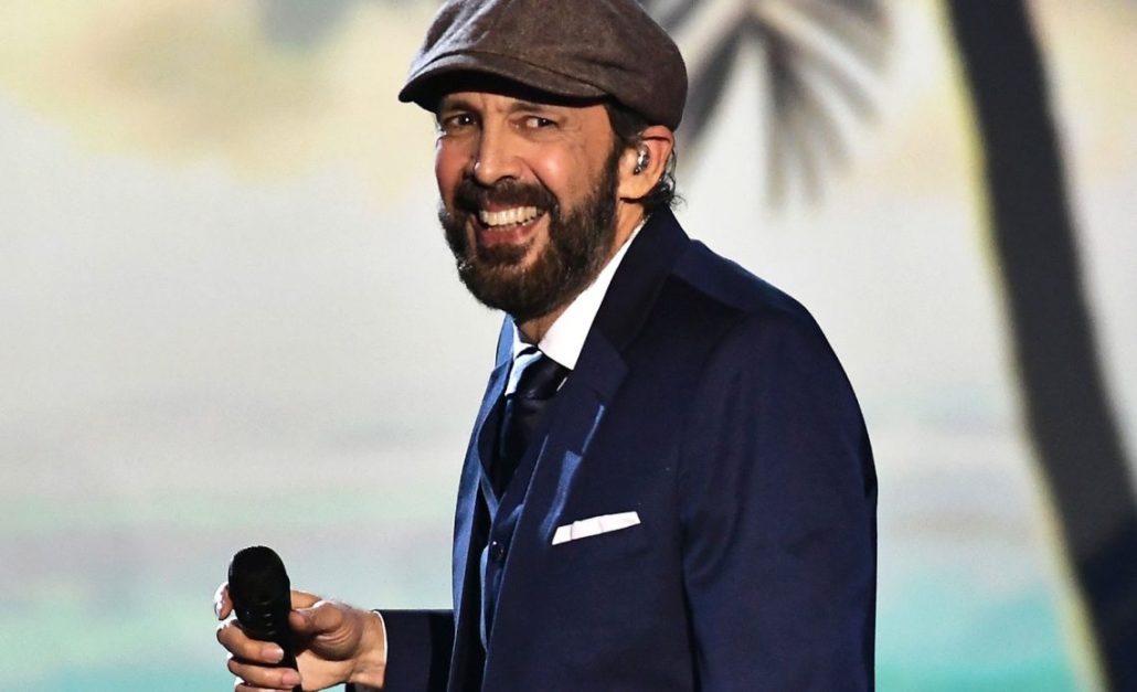 Suspenden concierto de Juan Luis Guerra en Perú por exceso de aforo