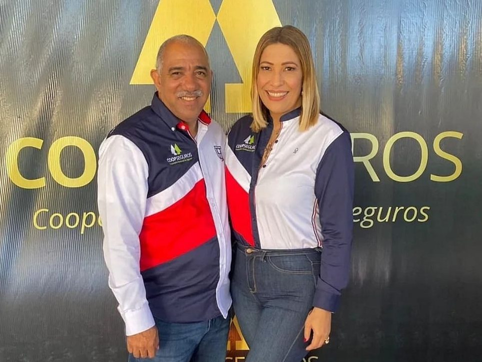 Manuel Gutiérrez y Ruth Soto; presidente y gerente general de Coopseguros