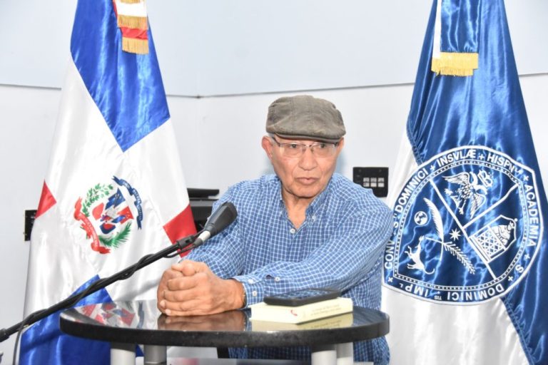UASD exhibe obras del Premio Nacional de Literatura Manuel Matos Moquete 8 | Noticias de hoy en República Dominicana WhatsApp Image 2022 11 14 at 2.33.13 PM | Noticias de hoy en De Último Minuto