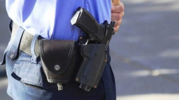 Detienen a joven de 15 años en EEUU por disparar y matar a otro en un juego
