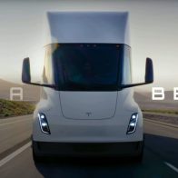 Tesla presenta camión semirremolque: "Un elefante moviéndose como un guepardo"