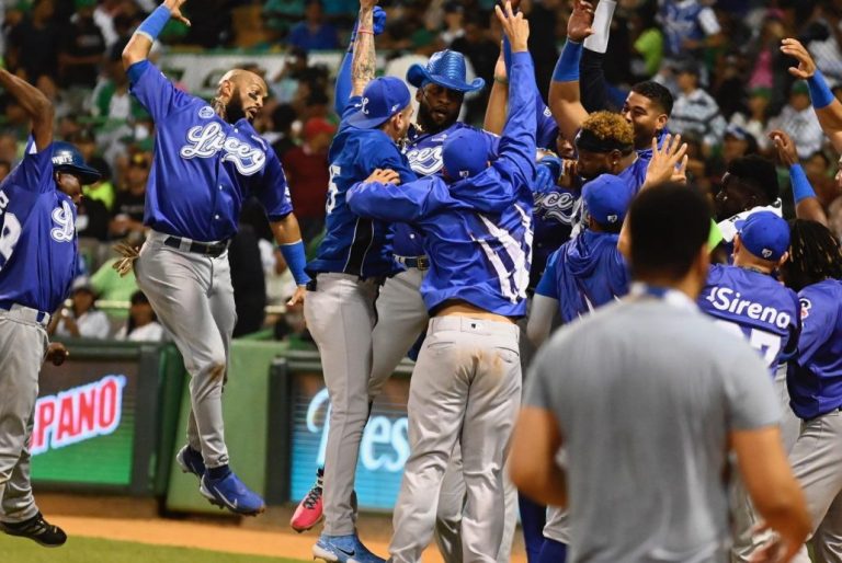 Licey derrota Estrellas y provoca empate en Serie Final 11 | Noticias de hoy en República Dominicana melrojasjr2 | Noticias de hoy en De Último Minuto