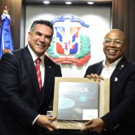 Presidente Pacheco recibe visita de comisión de COPPPAL