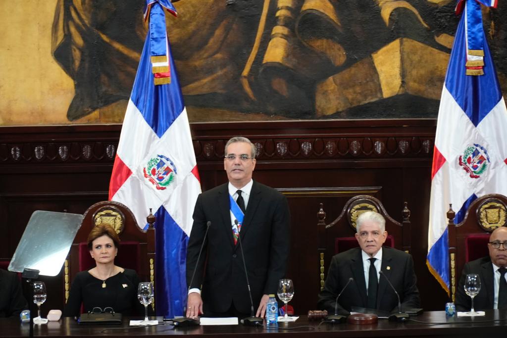 Luis Abinader rinde cuentas al país