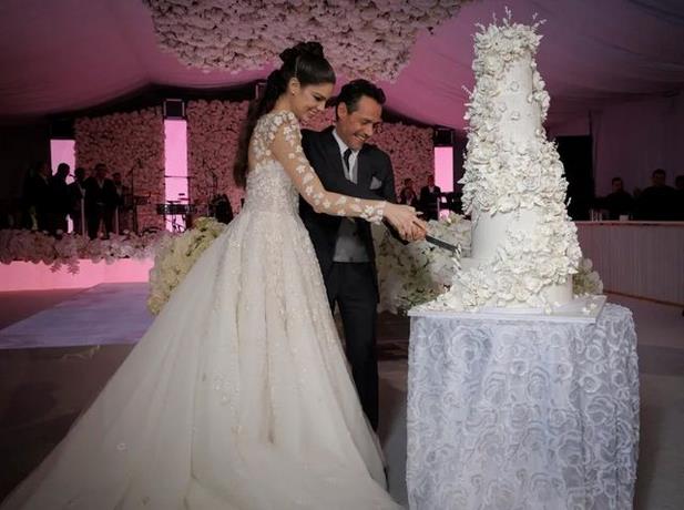 Nadia Ferreira en su boda con Marc Anthony