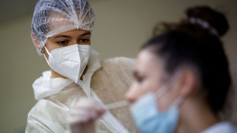 Boletín Covid: 264 casos activos y positividad desciende 2.04% 9 | Noticias de hoy en República Dominicana rts8xo89 | Noticias de hoy en De Último Minuto