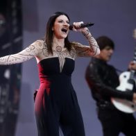 Laura Pausini anuncia disco con temas de artistas latinos como Bad Bunny y Joan Sebastian