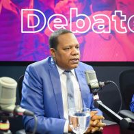 Eddy Alcántara responde a Leonel Fernández sobre precio del pollo