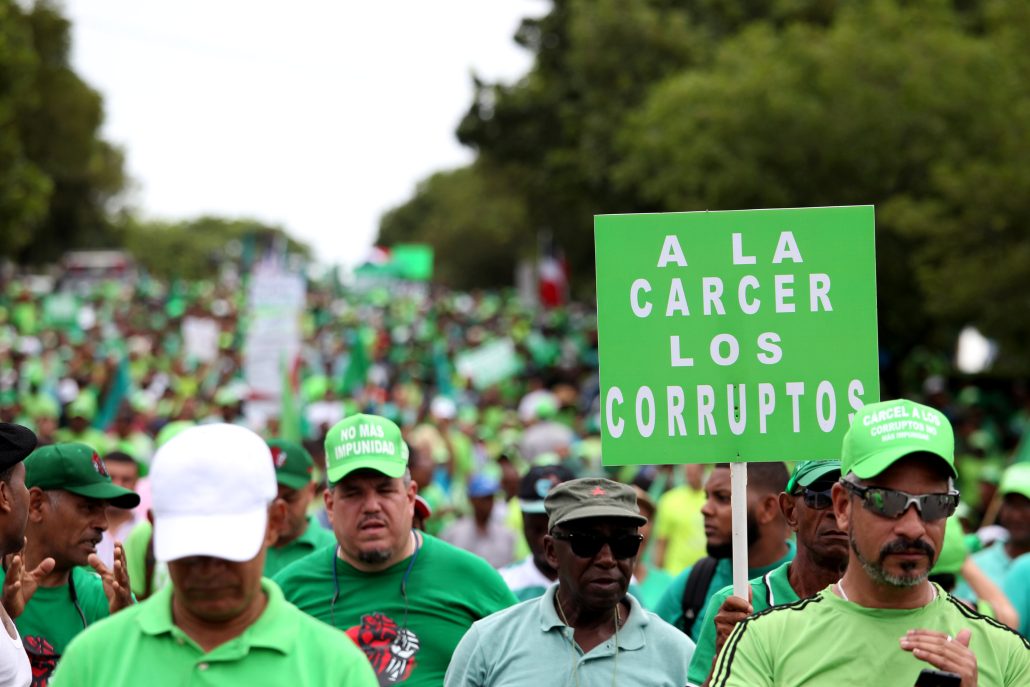 Cuando la Marcha Verde se tiño de gris: el silencio en los escándalos de corrupción actuales