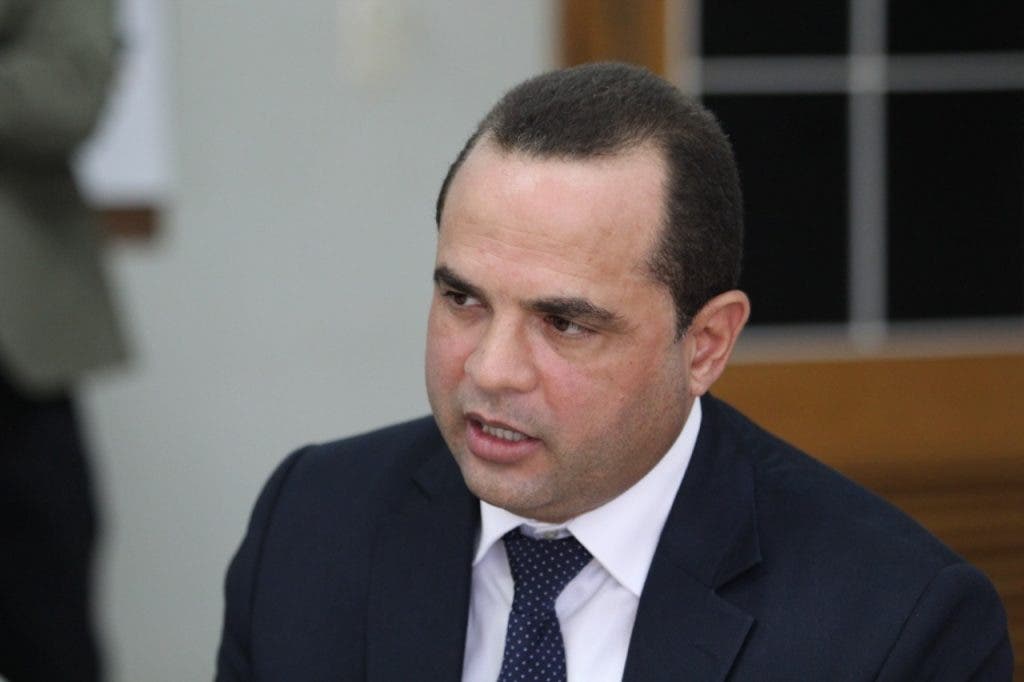 Leonel depositará padrón FP de 1,500,000 mil afiliados en JCE