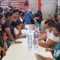 Autoridades mexicanas disuelven "Viacrucis" migrante con entrega de visas