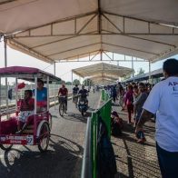 EE.UU. creará centros para tramitar casos de migrantes en Colombia y Guatemala