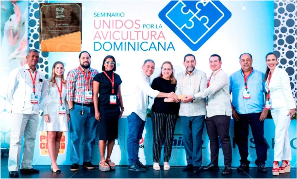 Consul Jaquez reconocido como Mejor Productor 1 1 | Noticias de hoy en De Último Minuto