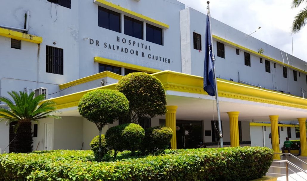 Denuncian estado de insalubridad del Hospital Salvador B. Gautier