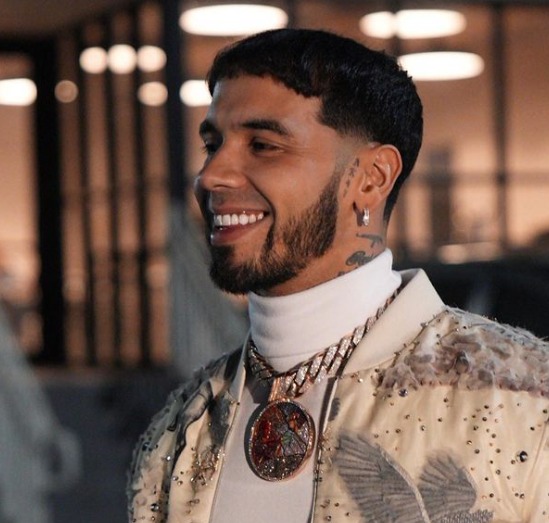 Anuel r