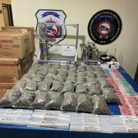 Sin tregua al microtráfico; ocupan 43 paquetes de marihuana y desmantelan centro de distribución