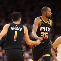 Con Booker y Durant al mando, Suns igualan serie ante Clippers