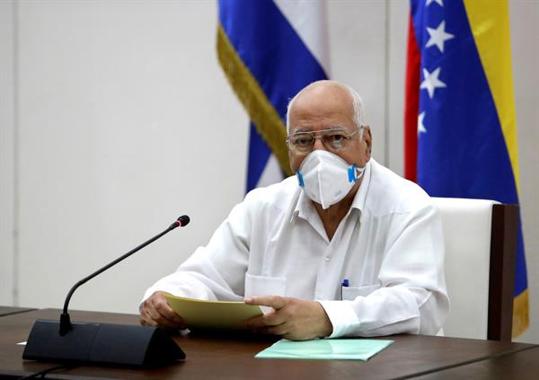 Cuba y Rusia firman un memorando para impulsar proyectos de inversión conjunta
