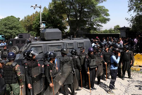 Arrestan al ex primer ministro de Pakistán Imran Khan