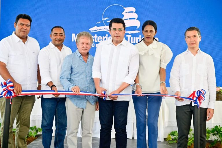David Collado inaugura vía de acceso a playa de Macao; deja iniciadas otras obras en La Altagracia 8 | Noticias de hoy en República Dominicana IMG 20230503 WA0061 | Noticias de hoy en De Último Minuto