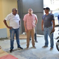 Ministro Camacho supervisa labores en club Fantásticos de Puerto Plata