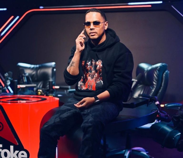 Alofoke Radio Show gana Premios HEAT