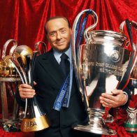 Berlusconi, una vida dedicada también al fútbol