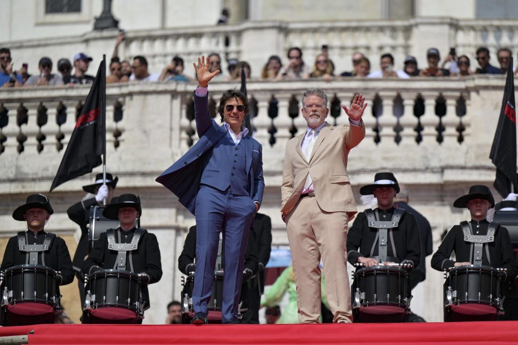 Tom Cruise paraliza Roma con el estreno de "Mission: Impossible 7"