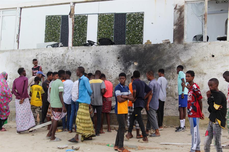 Mueren 16 personas en el ataque yihadista