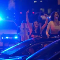 Celebraciones tras victoria de los Nuggets deja 9 muertos en Denver