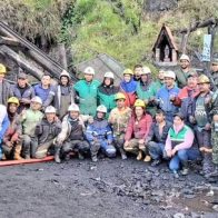 Rescatan con vida a dos mineros que estuvieron 3 días atrapados en Colombia