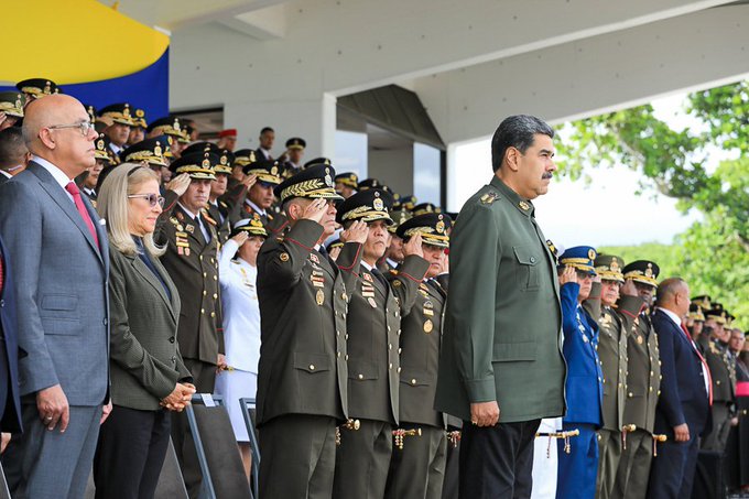 Maduro envía un "abrazo de solidaridad y apoyo" a Putin tras rebelión de grupo armado