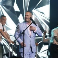 Héctor Acosta llenó de sentimientos el teatro La Fiesta del Hotel Jaragua