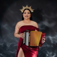 La merenguera típica María Díaz.