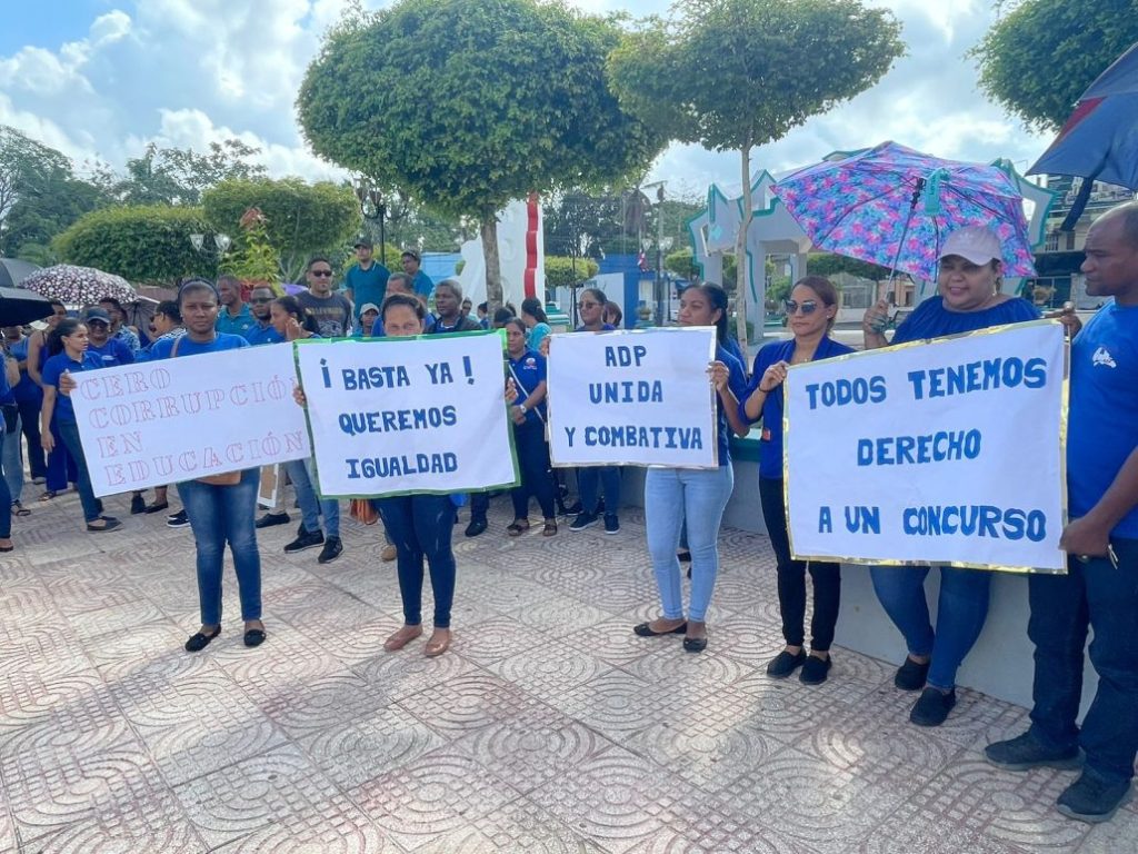 ADP realiza movilización en Cevicos