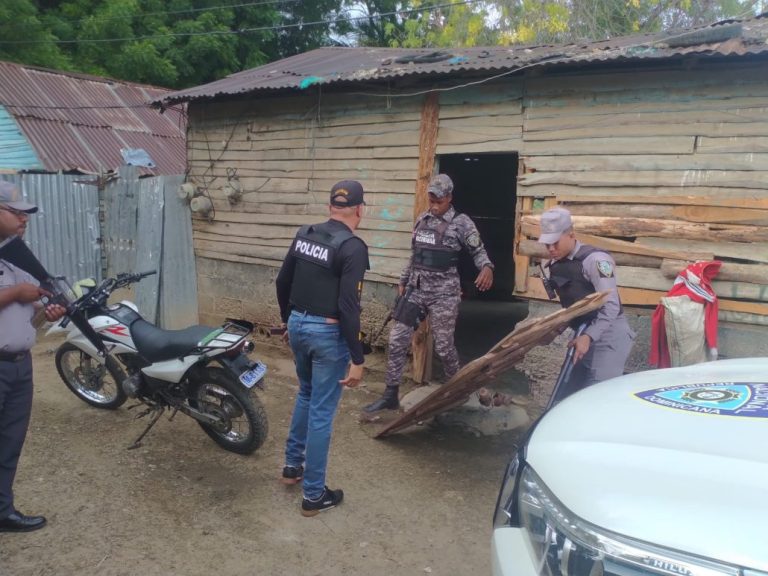 Ocupan presunta cocaína y marihuana en punto desmantelado en Esperanza