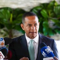 Julio César Valentín llama a la JCE a ser "más rigurosa" en control de recursos a partidos